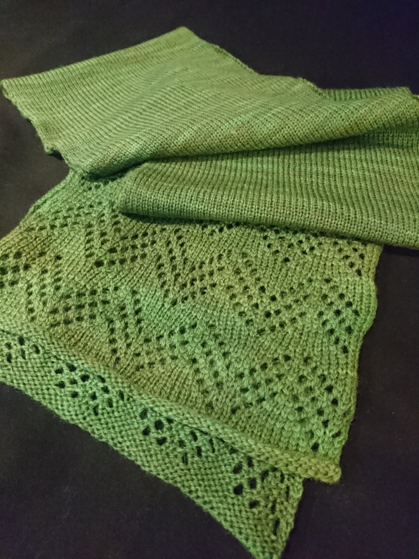 Green Lace Accented Knitted Scarf